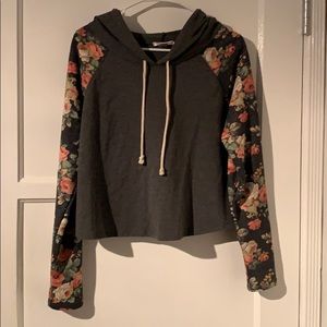 Cropped Hoodie